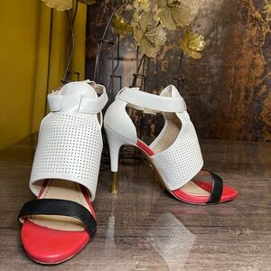 Poure la Victoire heels